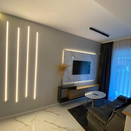 Air Studio & Garden Otopeni Ngoại thất bức ảnh