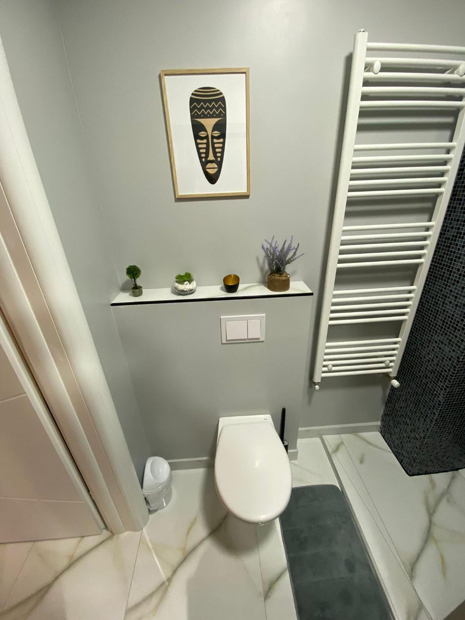 Air Studio & Garden Otopeni Ngoại thất bức ảnh