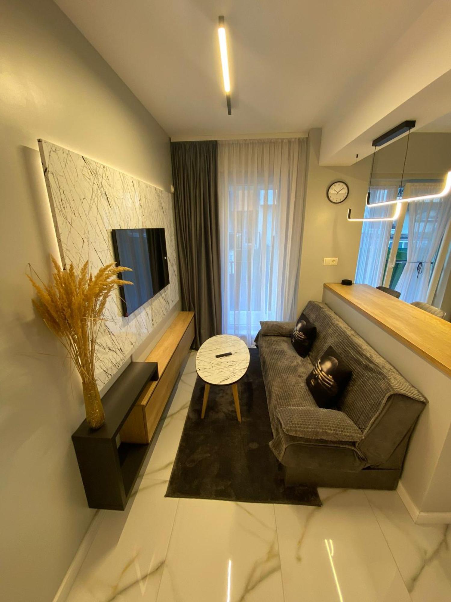 Air Studio & Garden Otopeni Ngoại thất bức ảnh